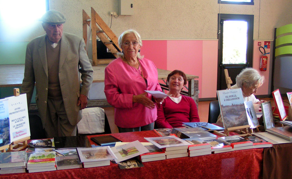 Bureau de l'ADER - Salon du Livre de Gelle Bureau de l'ADER - Salon du Livre de Gelle