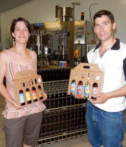Damien Chavent, agriculteur céréalier, a créé en mai 2006 la Brasserie des Coteaux, une fabrique de bières artisanales située dans le nord-ouest du Tarn (sur la commune de Montgaillard).